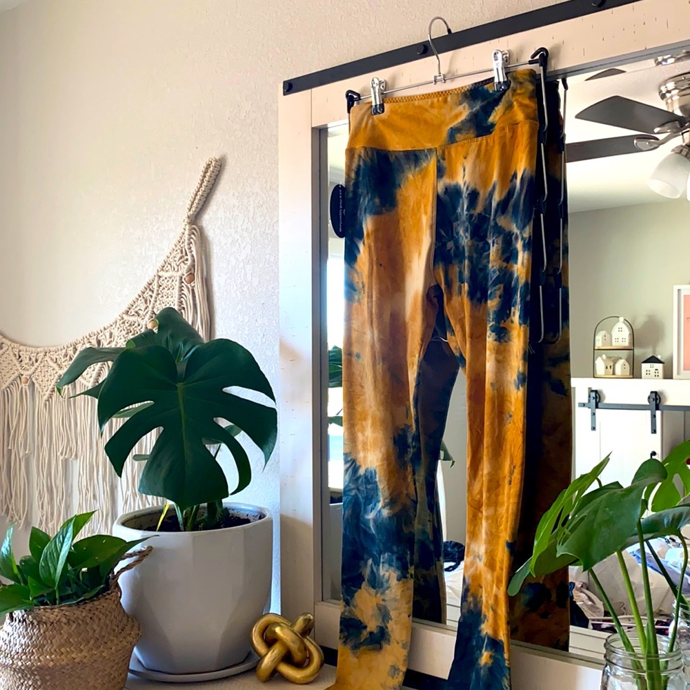 Oath Apparel Leggings BRAND NEW